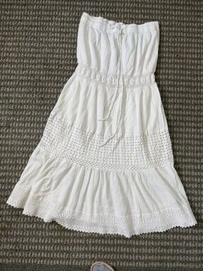 Bobbie Brooks White Tiered Maxi skirt M